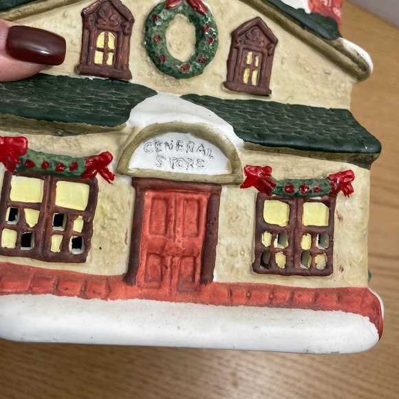 Windsor Christmas Village General Store Ceramic Holiday Decor Orig Box Retired - Picture 6 of 11